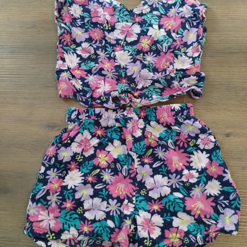 Girls' clothes pack of 12 like new, for 3-4 years old