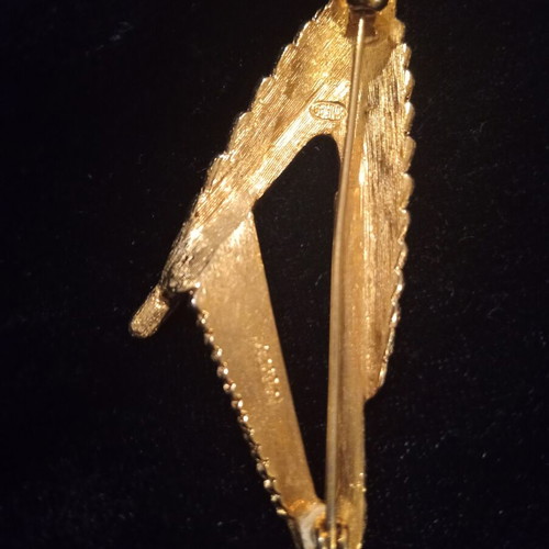 Sphinx vintage 50's pin like new, gold tone, Great Britain