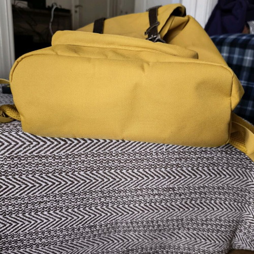 Herschel Heritage backpack 19 lt yellow like new