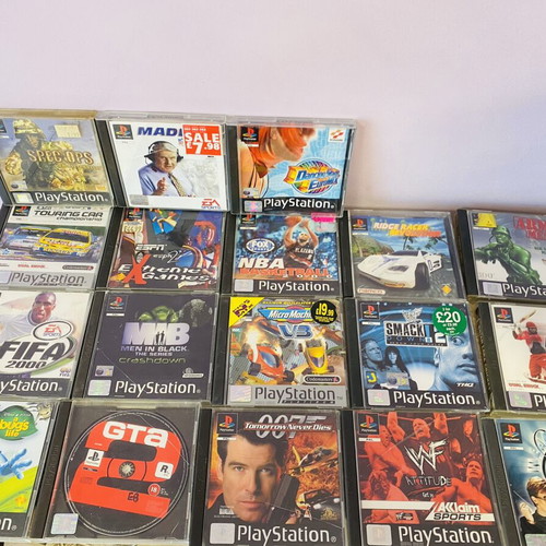 PlayStation 1 PS1 console like new with 18 original games