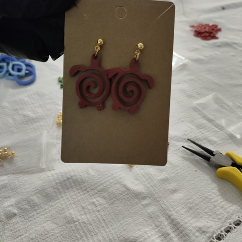 Ceramic turtle earrings 3D printed and hand painted, made to order
