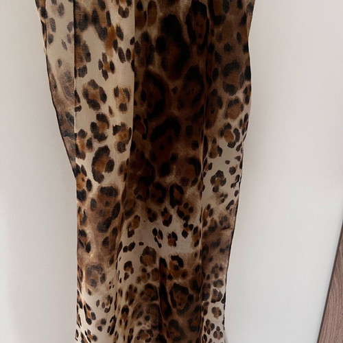Leopard scarf like new, beige and brown