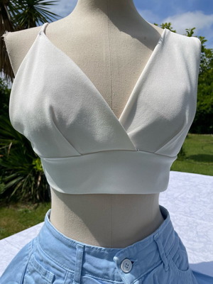 White top like new, one size with unique straps