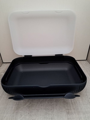 Tupperware large food container with compartments new