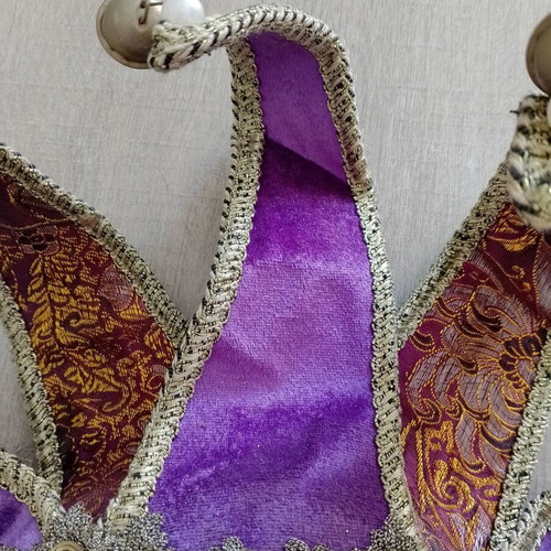 Florence Carnival Mask like new, decorative and wearable