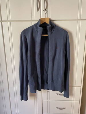 Tommy Hilfiger men's cardigan like new, size small