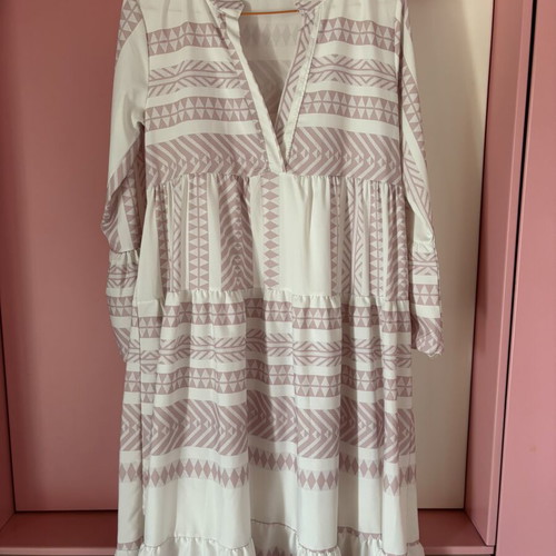 Boho dress white-pink like new, one size M-L