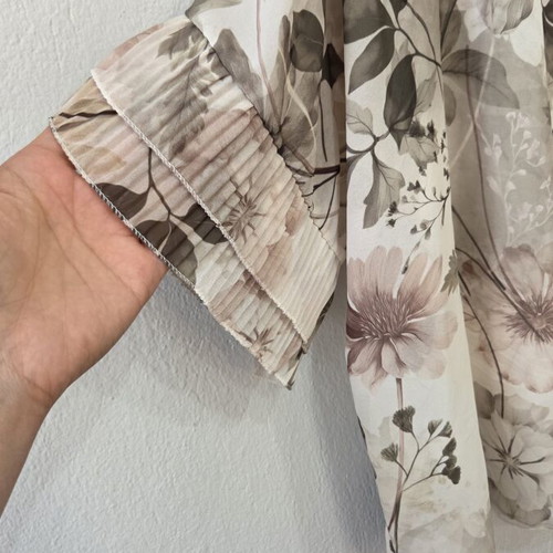 Blouse 3/4 Sleeve New, Sizes L and XL