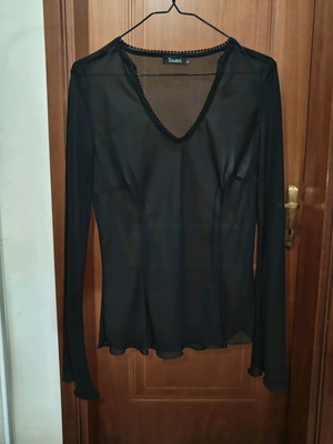 Toi&Moi transparent long-sleeve top like new, black, size L