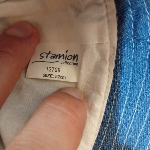 Two children's hats like new, sizes 52 and 56