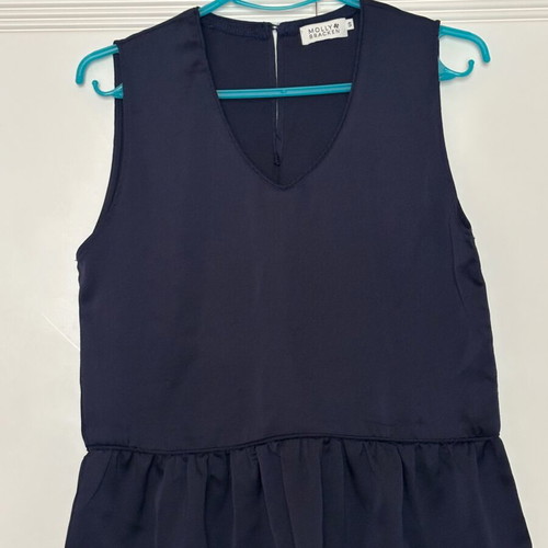 Molly Bracken sleeveless blouse like new, blue with ruffles