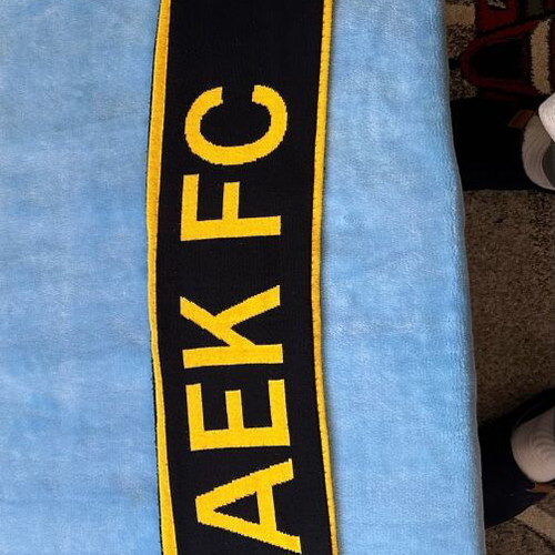 AEK Scarf Thick Like New
