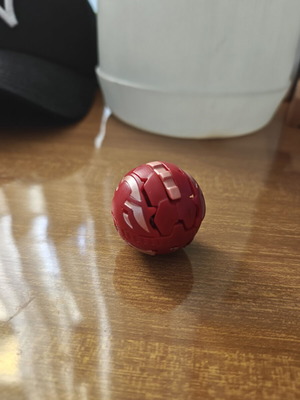 Bakugan Dragonoid Pyrus figure