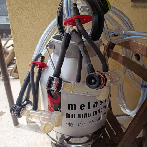 Milk milking machine 20 liters, new with goat milking nozzles