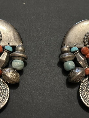 Earrings vintage 90s with clips and colorful stones silver color, like new