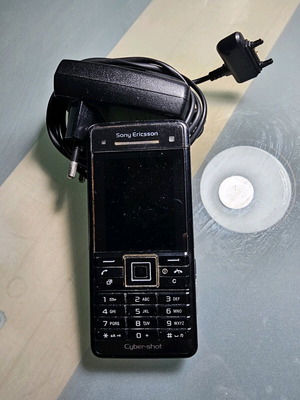 Sony Ericsson C902 Cyber-shot μεταχειρισμένο, για ανταλλακτικά ή συλλογή