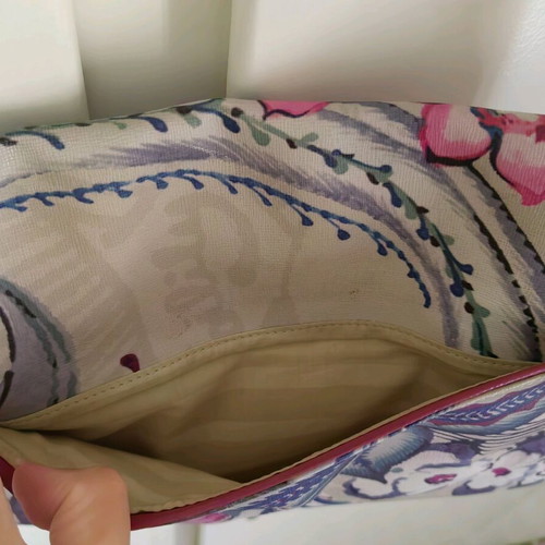 Oilily handbag with detachable strap like new, blue and pink