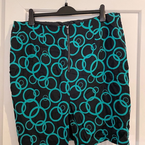 Marks & Spencer 60s style short abstract print skirt used