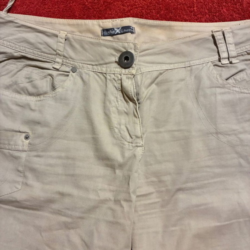 Women's beige bermuda shorts, size M