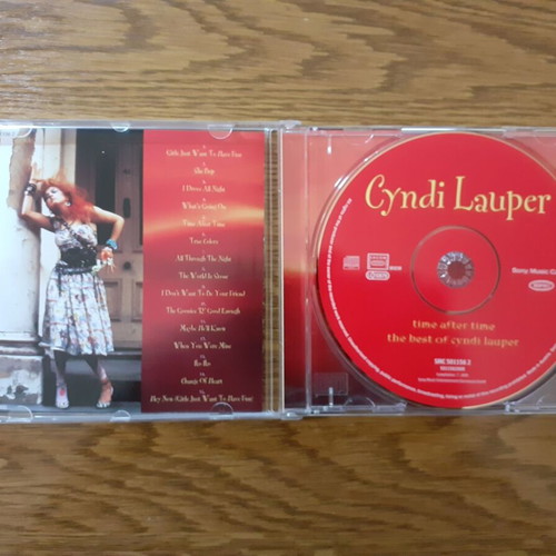 Cyndi Lauper Best Of The Best Gold CD like new, pop
