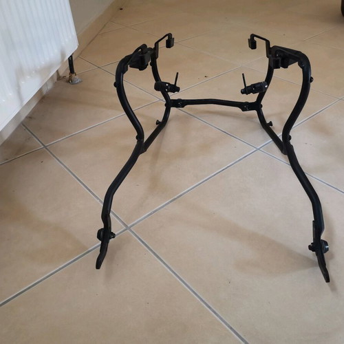 Givi PLXR2139 Side Luggage Rack for Yamaha Tracer 900 Gen 2 like new
