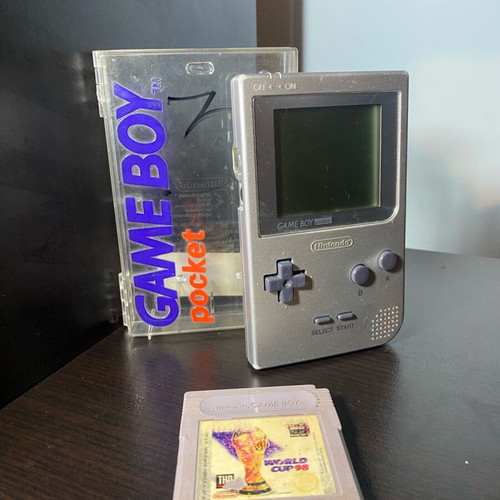 Nintendo Gameboy Pocket silver used with case and World Cup 98 game