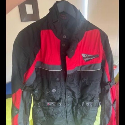 LookWell motorcycle jacket like new, size small, with protections