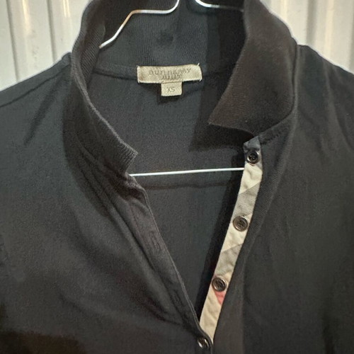 Burberry women's T shirt like new, size XS