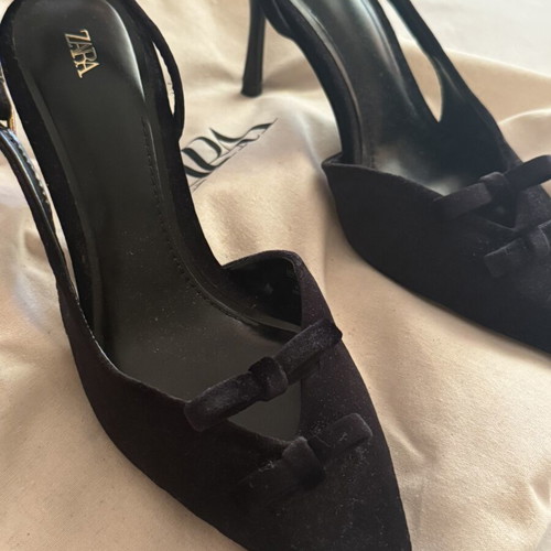 Zara velvet kitten heels, black slingback