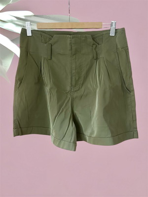 ZARA shorts size M like new, high waist green