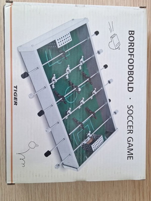 Mini soccer game Tiger like new with box