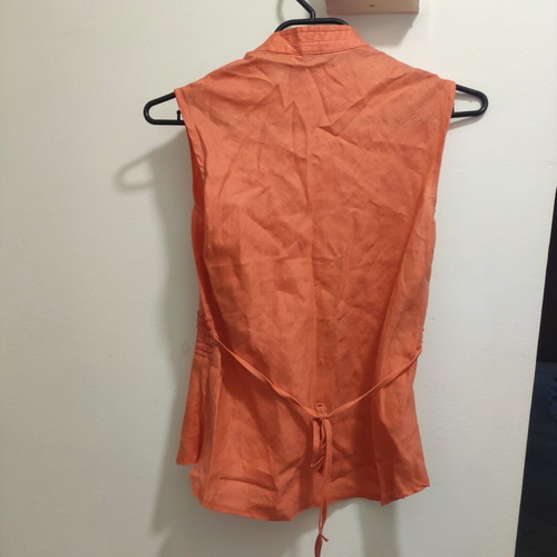 Marks & Spencer sleeveless blouse like new, orange, size M
