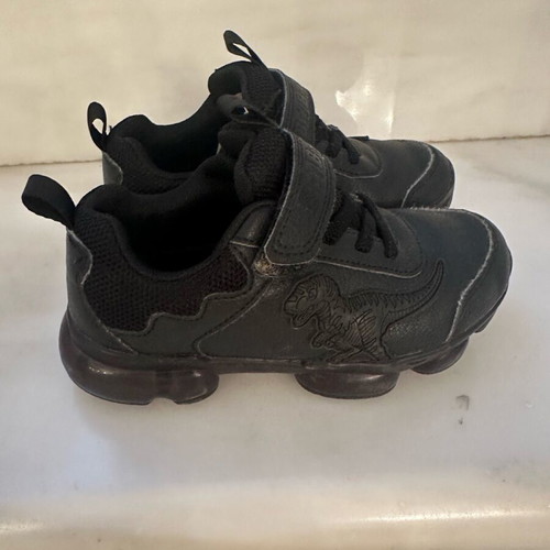 Bull Boys athletic shoes used with lights, size 29, black
