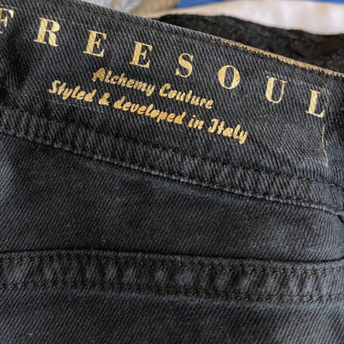 FREESOUL women's jeans like new, gold color, size 27/32