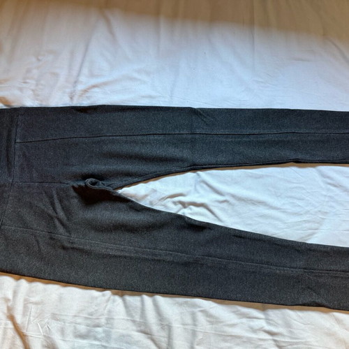 Julia Bergovich Riding Leggings gray like new with thick elastic fabric size M