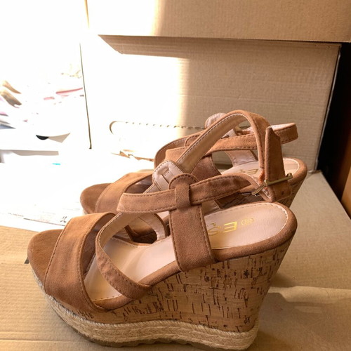 Suede platform shoes used, brown, size 36