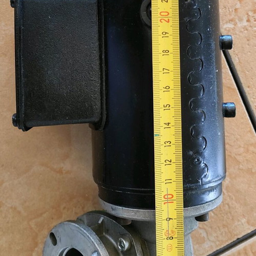 Leeson 180VDC motor with RMI 28 FL angle reducer like new