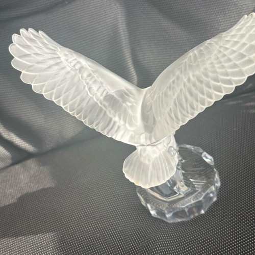 Goebel decorative eagle crystal sculpture like new