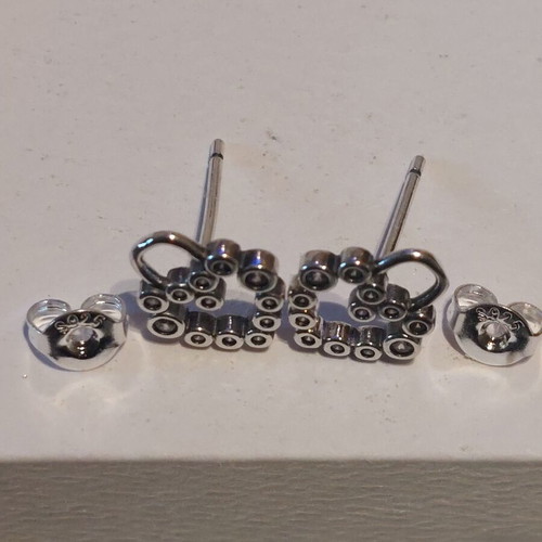 Heart earrings new with white zirconia and s925 stamp