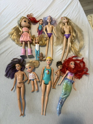 Doll lot of 10
