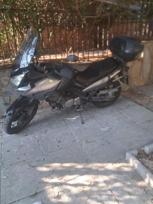 Suzuki V-Strom 650 motorcycle, 650cc, petrol