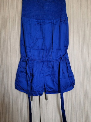 Ολόσωμο σορτς μπλε ρουα Tally Weijl, νούμερο 40, στενή εφαρμογή, σαν καινούριο
