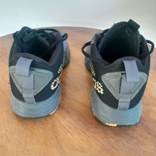 Adidas men's athletic shoes size 40 like new, gray and gold