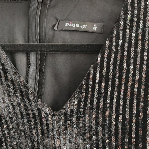 Black jumpsuit size M like new with sequins