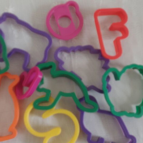 Plastic Cookie Cutters Set of 10 Letters and Animals like new