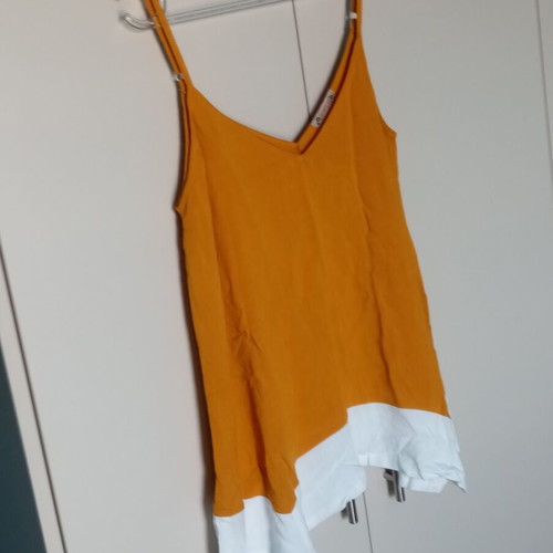 Blouse with adjustable straps, like new, Simple Fashion