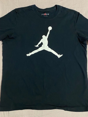 Jordan T-shirt μέγεθος L μεταχειρισμένο