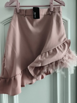 Upcycled asymmetric skirt with ruffles and pink feathers, SBETRO