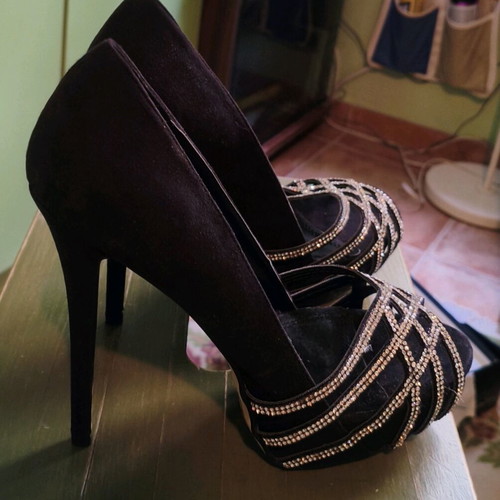 Peep toe black pumps with rhinestones, like new, size 40
