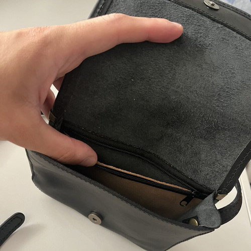 Italian Job Florence leather unisex bag, black